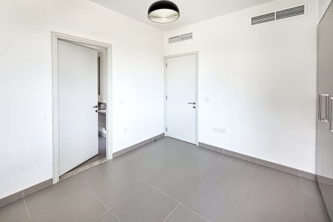 Casa urbana para arrendamento em Dubai Hills Estate, Dubai, EAU 5 quartos, 285.35 m2 № 750547 - foto 13