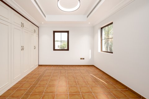 Üürile anda villa asukohaga Jumeirah Golf Estates, Dubai, AÜE: 5 magamistoaga, 568.12 m² Nr 750548 - pilt 20
