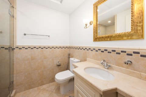 Üürile anda villa asukohaga Jumeirah Golf Estates, Dubai, AÜE: 5 magamistoaga, 568.12 m² Nr 750548 - pilt 19