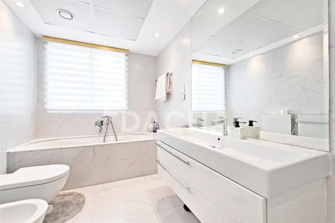 Apartament në Dubai Marina, Dubai, Emiratet e Bashkuara Arabe 2 dhoma gjumi, 123 m2. № 714739 - Foto 11