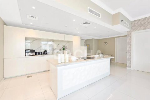 Apartament në Dubai Marina, Dubai, Emiratet e Bashkuara Arabe 2 dhoma gjumi, 123 m2. № 714739 - Foto 2