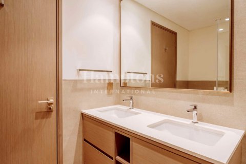Apartment in Palm Jumeirah, Dubai, UAE 2 bedrooms, 113.06295100 sq.m. № 583660 - photo 25
