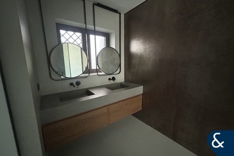 Apartament në Downtown Dubai (Downtown Burj Dubai), Emiratet e Bashkuara Arabe 2 dhoma gjumi, 145 m2. № 667191 - Foto 16