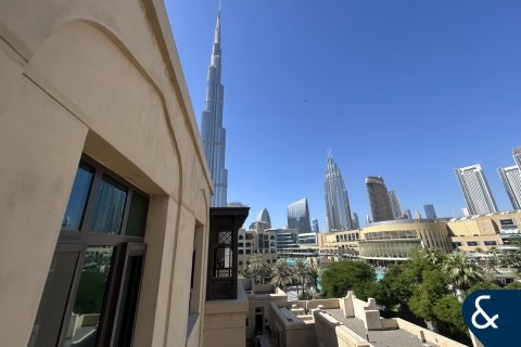Apartament në Downtown Dubai (Downtown Burj Dubai), Emiratet e Bashkuara Arabe 2 dhoma gjumi, 145 m2. № 667191 - Foto 1