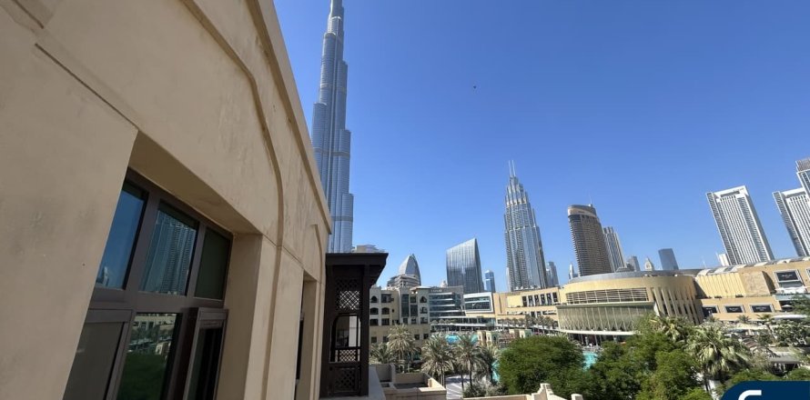 Apartament në Downtown Dubai (Downtown Burj Dubai), Emiratet e Bashkuara Arabe 2 dhoma gjumi, 145 m2. № 667191