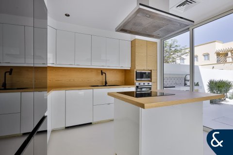 ویلا برای فروش در The Springs، Dubai، امارات متحده عربی 3 خوابه ، 167 متر مربع ، شماره 667190 - تصویر 8