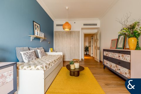 Apartamento en venta en Palm Jumeirah, Dubai, EAU 3 dormitorios, 309 m2 № 667621 - foto 26