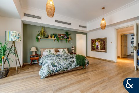Apartamento en venta en Palm Jumeirah, Dubai, EAU 3 dormitorios, 309 m2 № 667621 - foto 28