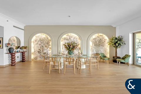 Apartamento en venta en Palm Jumeirah, Dubai, EAU 3 dormitorios, 309 m2 № 667621 - foto 2