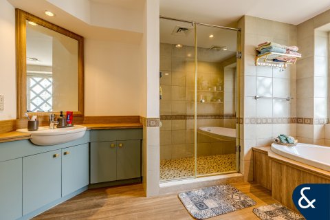 Apartamento en venta en Palm Jumeirah, Dubai, EAU 3 dormitorios, 309 m2 № 667621 - foto 30