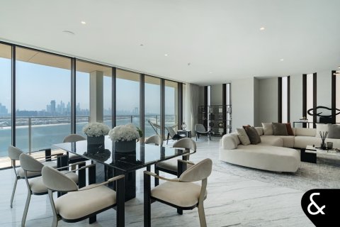 Apartament në Palm Jumeirah, Dubai, Emiratet e Bashkuara Arabe 3 dhoma gjumi, 319 m2. № 667620 - Foto 1