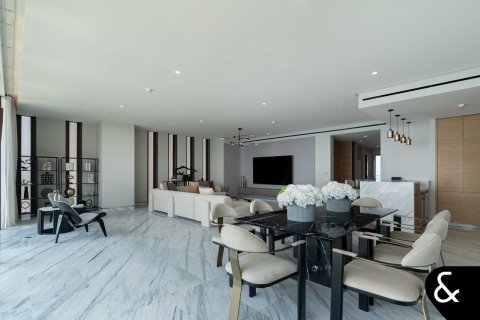 Apartament në Palm Jumeirah, Dubai, Emiratet e Bashkuara Arabe 3 dhoma gjumi, 319 m2. № 667620 - Foto 13
