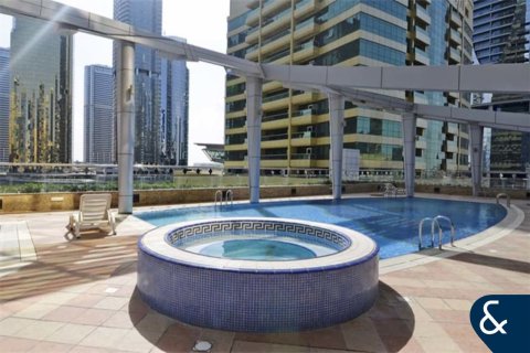 Купить квартиру в Джумейра Лейк Тауэрс, Дубай, ОАЭ 4 спальни, 251м2, № 667622 - фото 2