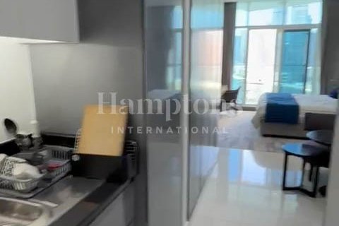 شقة للإيجار في الخليج التجاري، دبي، الإمارات العربية المتحدة 40.04119300 متر مربع ، رقم 680124 - صورة 4