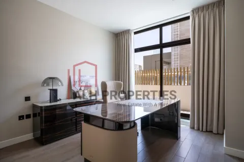 Зняти в оренду таунхаус в Мохаммед Бин Рашид Сити, Дубай, ОАЕ 4 спальні, 260м2, № 691140 - фото 3