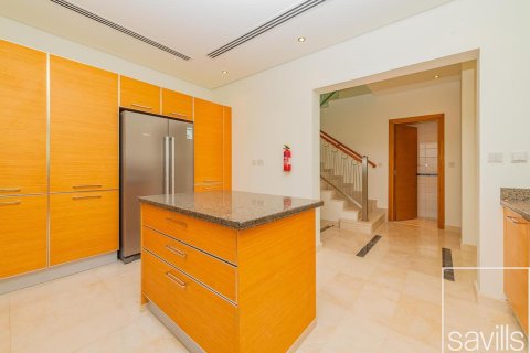 Radový dom v Al Furjan, Dubai, SAE 3 spálne, 224 m2 č. 680972 - Fotografia 3