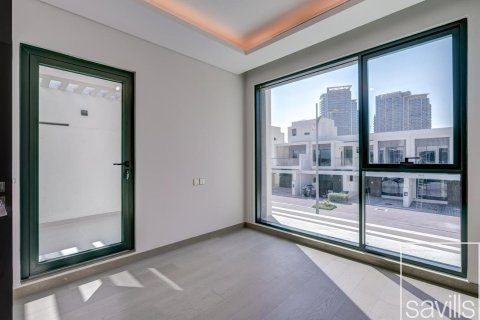 خانه شهری برای فروش در  DAMAC Hills (Akoya by DAMAC)، Dubai، امارات متحده عربی  4 خوابه ، 180 متر مربع ، شماره 680975 - تصویر 13