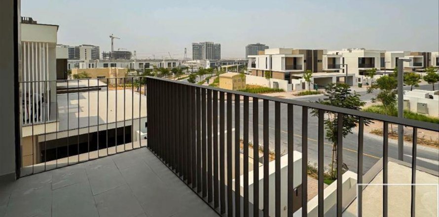 Stadthaus in Al Furjan, Dubai, VAE: 4 Schlafzimmer, 335 m2 Nr. 680971