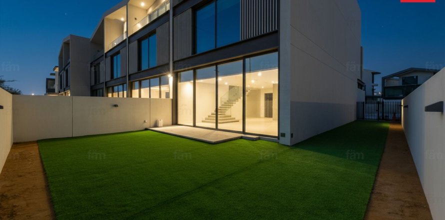 Villetta a schiera a Dubai, EAU 3 camere da letto, 275.5 mq. № 691310