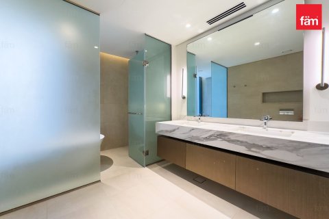 Villetta a schiera in affitto a Dubai, EAU 3 camere da letto, 275.5 mq. № 691310 - foto 12