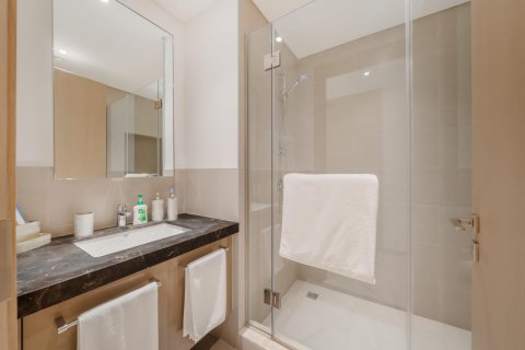 Apartment in Downtown Dubai (Downtown Burj Dubai), Dubai, UAE 2 bedrooms, 155 sq.m. № 623270 - photo 18