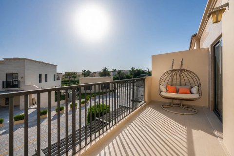 Radový dom v Jumeirah Golf Estates, Dubai, SAE 3 spálne, 203.84 m2 č. 748615 - Fotografia 15