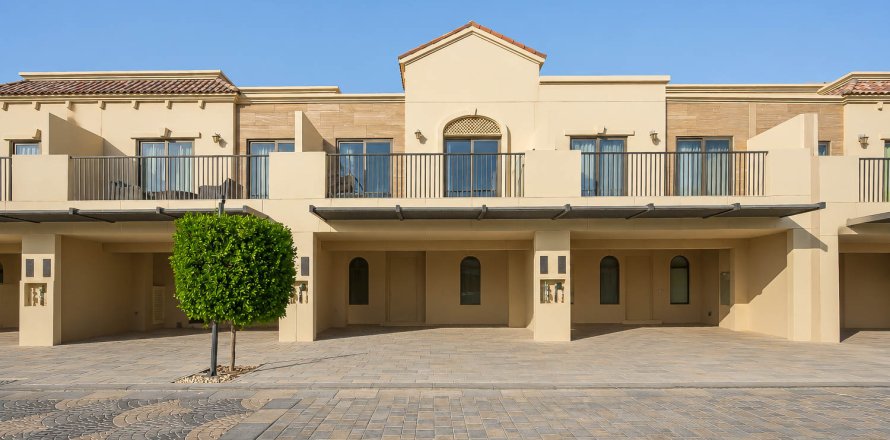 Radový dom v Jumeirah Golf Estates, Dubai, SAE 3 spálne, 203.84 m2 č. 748615