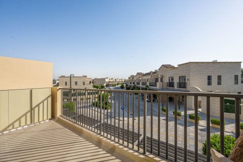 Radový dom v Jumeirah Golf Estates, Dubai, SAE 3 spálne, 203.84 m2 č. 748615 - Fotografia 16
