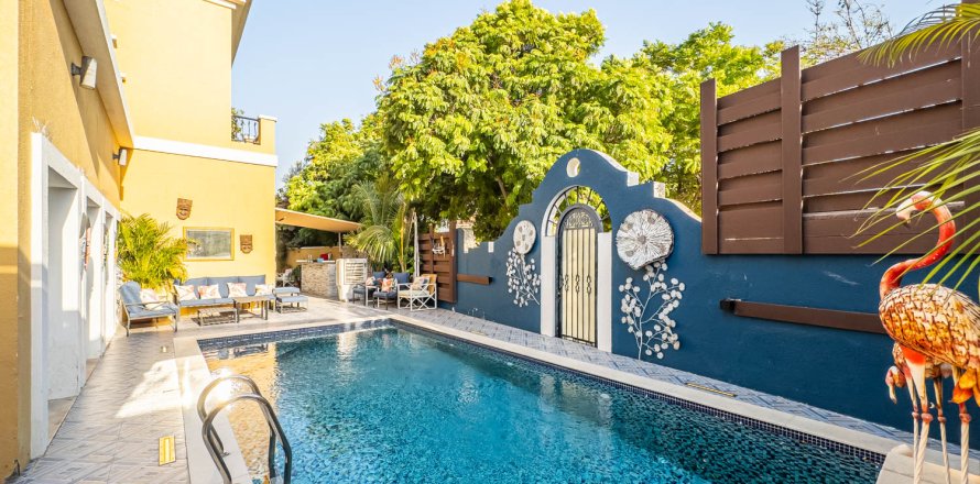 Vila v The Villa, Dubai, SAE 4 ložnice, 569.5 m² Č.: 748585
