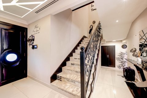 Vila v The Villa, Dubai, SAE 4 ložnice, 569.5 m² Č.: 748585 - fotografie 8