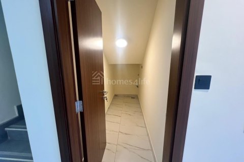 Vilë në Mohammed Bin Rashid City, Dubai, Emiratet e Bashkuara Arabe 4 dhoma gjumi, 187 m2. № 692747 - Foto 7