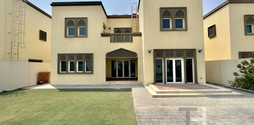 Vila v Jumeirah Park, Dubai, SAE 3 ložnice, 285 m² Č.: 595581