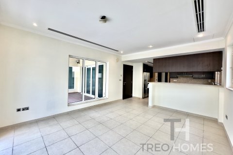 Vila v Jumeirah Park, Dubai, SAE 3 ložnice, 285 m² Č.: 595581 - fotografie 3