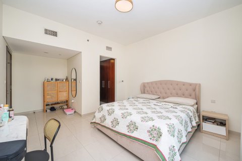 Apartament de închiriat în The Views, Dubai, EAU 3 dormitoare, 144 mp.  №682476 - poză 17
