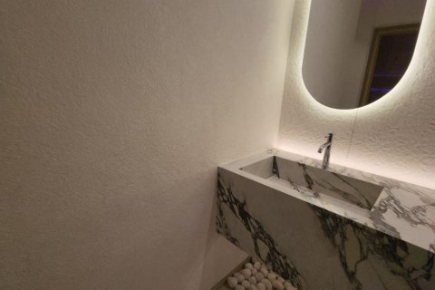 Apartament në Jumeirah Village Circle, Dubai, Emiratet e Bashkuara Arabe 1 dhomë gjumi, 75 m2. № 682459 - Foto 27