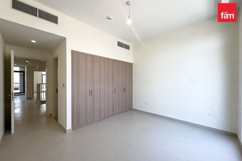 Villa itt: Dubai, EAE, 4 hálószoba, 327.8 m², azonosító: 645686 - fénykép 5