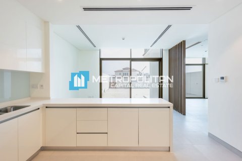 Σπίτι σε Abu Dhabi, ΗΑΕ 3 υπνοδωμάτια, 320.2 τ.μ. Αρ. 692765 - φωτογραφία 5