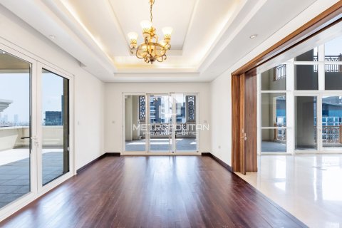 Duplex til salg i Palm Jumeirah, Dubai, UAE 4 soveværelser, 953 kvm № 664089 - foto 7