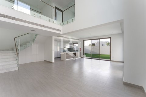 Villa on the Yas Island, Abu Dhabi, UAE 4 bedrooms, 654 sq.m. № 717398 - photo 3