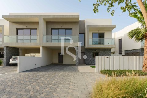 Villa on the Yas Island, Abu Dhabi, UAE 4 bedrooms, 654 sq.m. № 717398 - photo 1