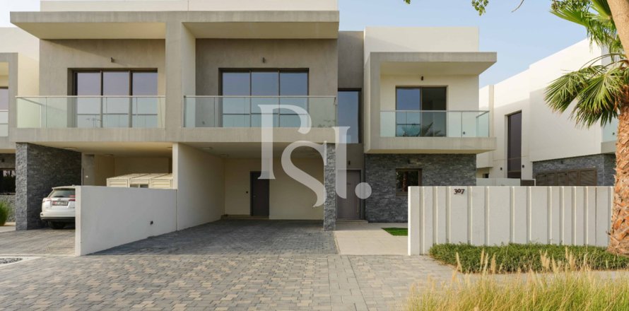 Villa a Yas Island, Abu Dhabi, EAU 4 camere da letto, 654 mq. № 717398