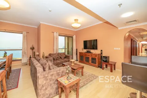 Διαμέρισμα σε Jumeirah Beach Residence, Dubai, ΗΑΕ 2 υπνοδωμάτια, 123 τ.μ. Αρ. 650271 - φωτογραφία 2