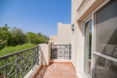 Vila di Arabian Ranches, Dubai, UEA 6 kamar tidur, 476 m2 nomor 650269 - foto 18