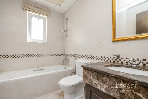 Vila di Arabian Ranches, Dubai, UEA 6 kamar tidur, 476 m2 nomor 650269 - foto 9