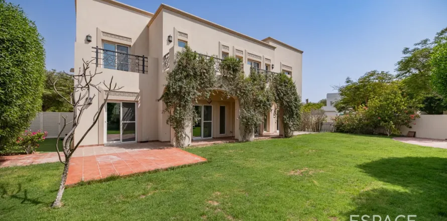 Vila di Arabian Ranches, Dubai, UEA 6 kamar tidur, 476 m2 nomor 650269