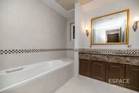 Vila di Arabian Ranches, Dubai, UEA 6 kamar tidur, 476 m2 nomor 650269 - foto 13
