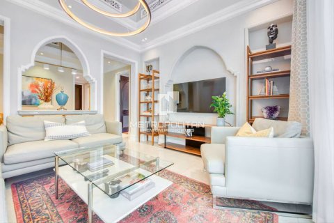 آپارتمان برای فروش در Downtown Dubai (Downtown Burj Dubai)، Dubai، امارات متحده عربی 1 خوابه ، 130 متر مربع ، شماره 665175 - تصویر 3