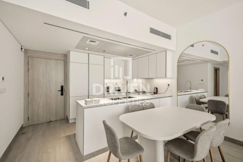 Appartamento in affitto a Jumeirah Village Circle, Dubai, EAU 3 camere da letto, 121.8 mq. № 757078 - foto 2