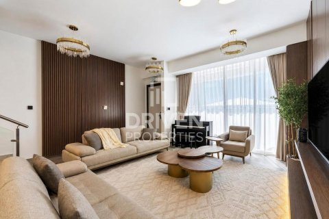 Adosado en alquiler en Jumeirah Village Circle, Dubai, EAU 3 dormitorios, 146.42 m2 № 757079 - foto 4