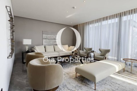 Villa in vendita a Saadiyat Island, Abu Dhabi, EAU 5 camere da letto, 545 mq. № 609652 - foto 2